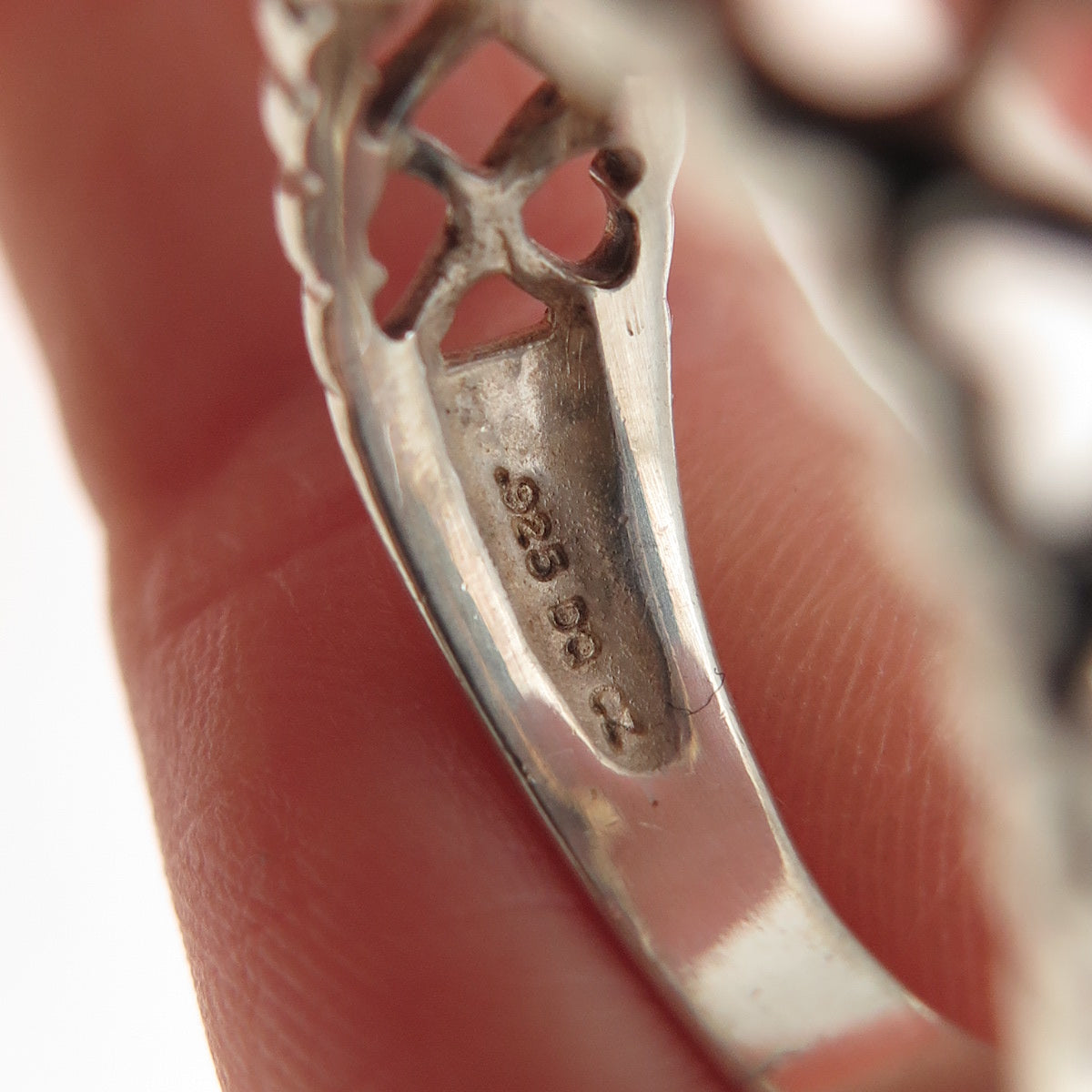 925 Sterling Silver Vintage Marquise-Cut C Z Heart Link Ring Size 6