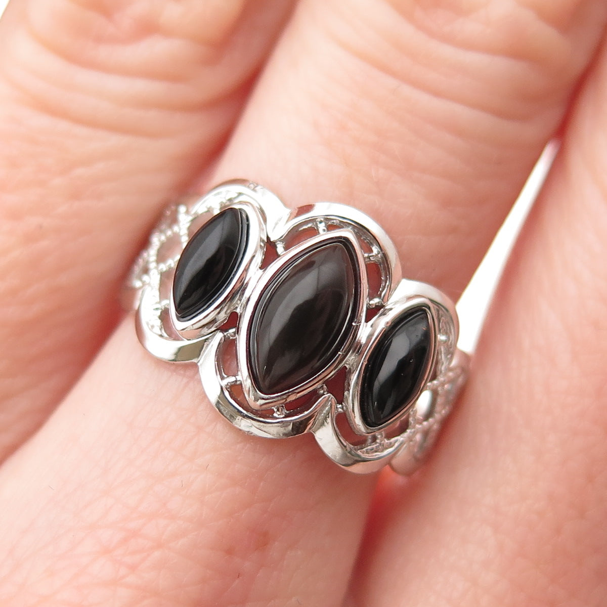 BEAU 925 Sterling Silver Vintage Real Black Onyx Modernist Ring Size 8