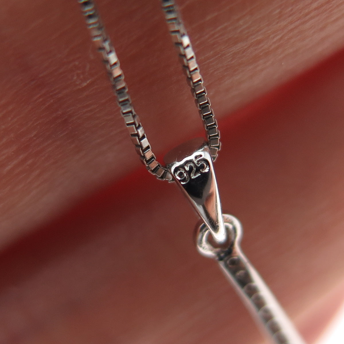 925 Sterling Silver Round-Cut C Z Letter L Initial Box Chain Necklace 18"