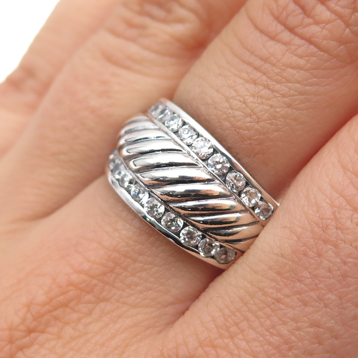 SETA 925 Sterling Silver Vintage Round-Cut C Z Oxidized Ring Size 7.75