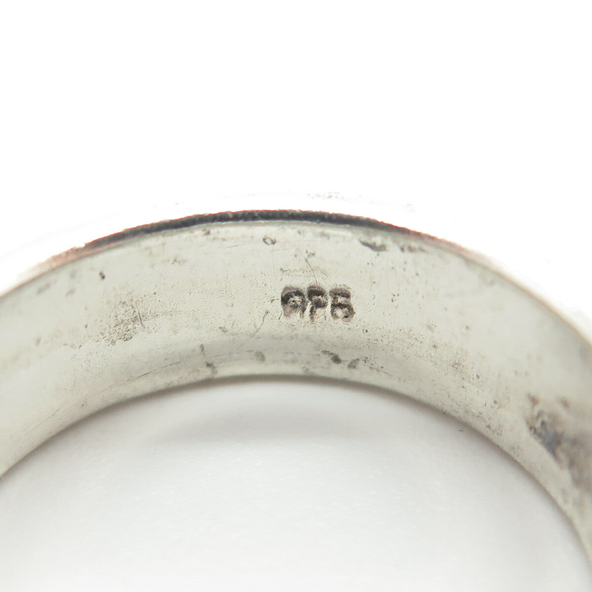 925 Sterling Silver Vintage Brisk Band Ring Size 10.25