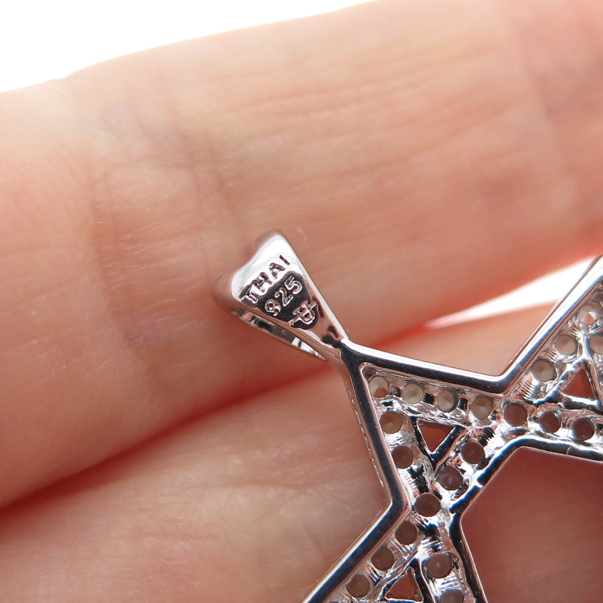 UNCAS 925 Sterling Silver Round-Cut Blue C Z Star of David Charm Pendant