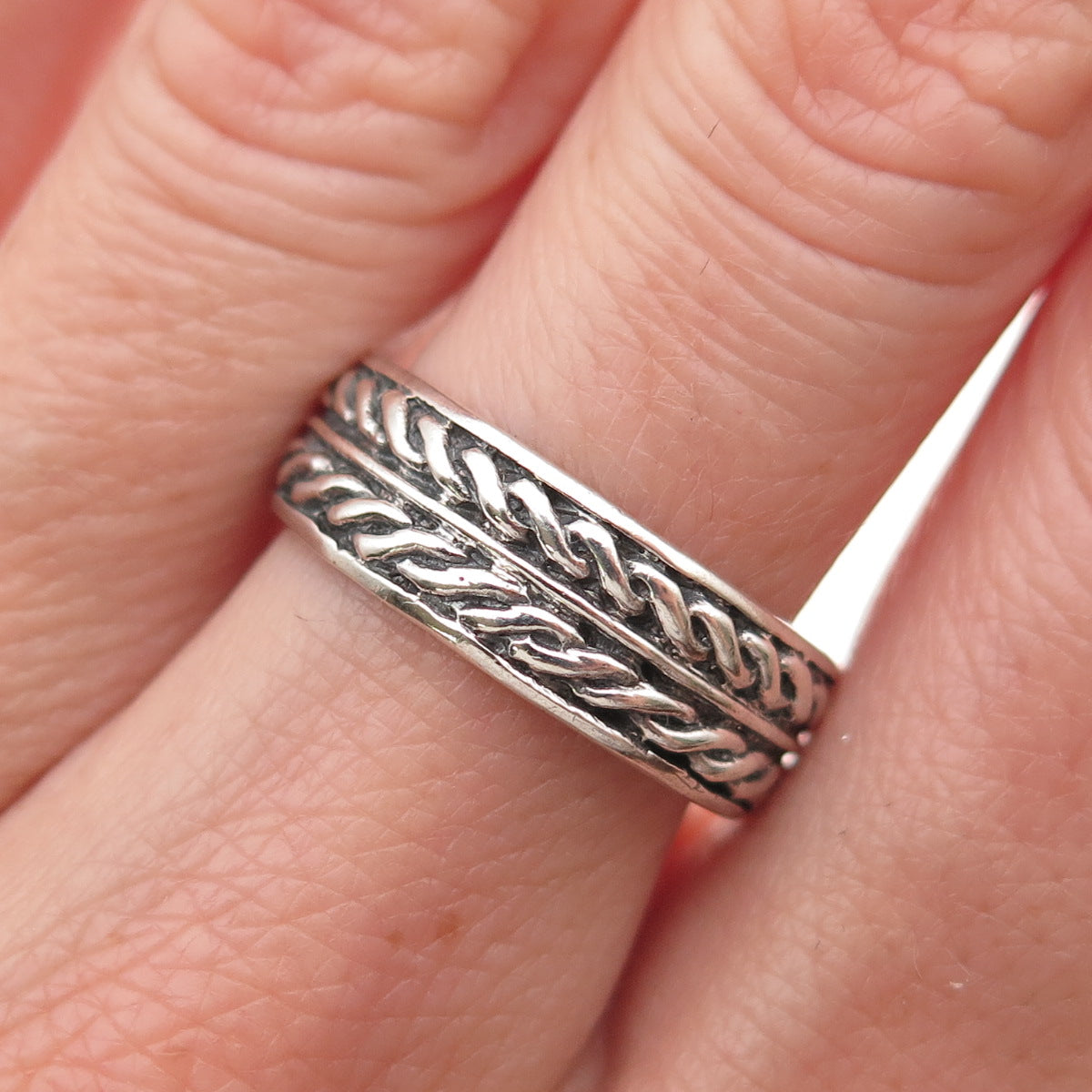 925 Sterling Silver Vintage Celtic Woven Oxidized Band Ring Size 7.75