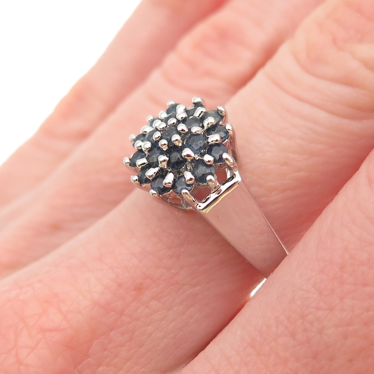 925 Sterling Silver Real Round-Cut Sapphire Floral Ring Size 6.75