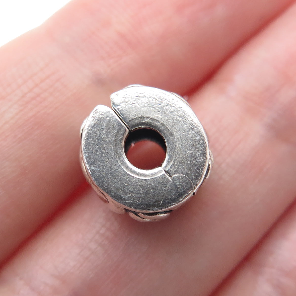 PANDORA 925 Sterling Silver Heart Knot Clip Charm