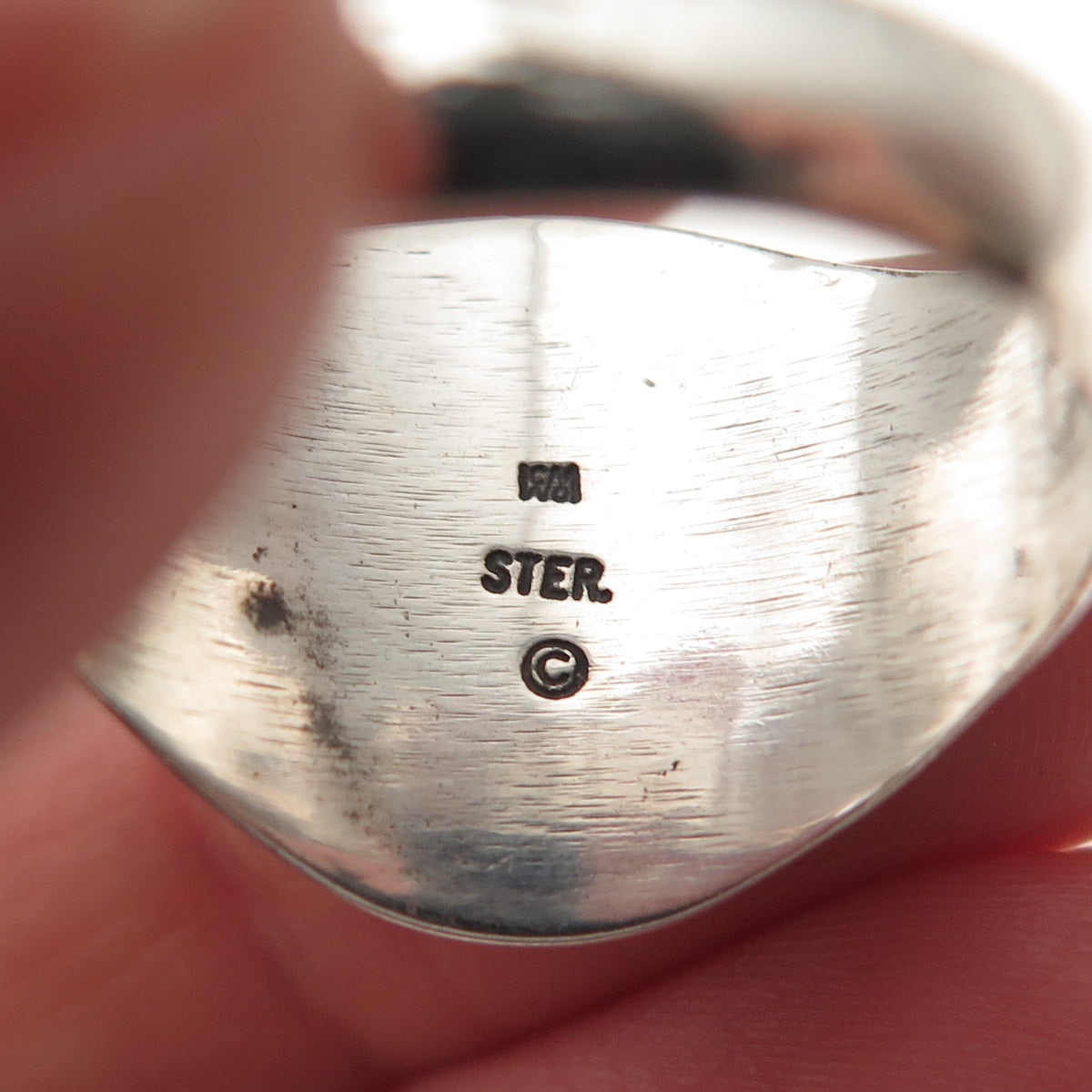 Wheeler Mfg Old Pawn Sterling Silver Vintage Hematite Arrow Tribal Ring Size 9.5