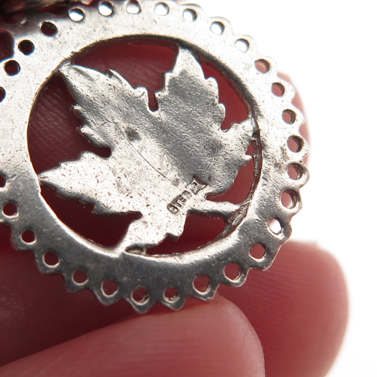 925 Sterling Silver Vintage Maple Leaf Canada Mini Charm Pendant