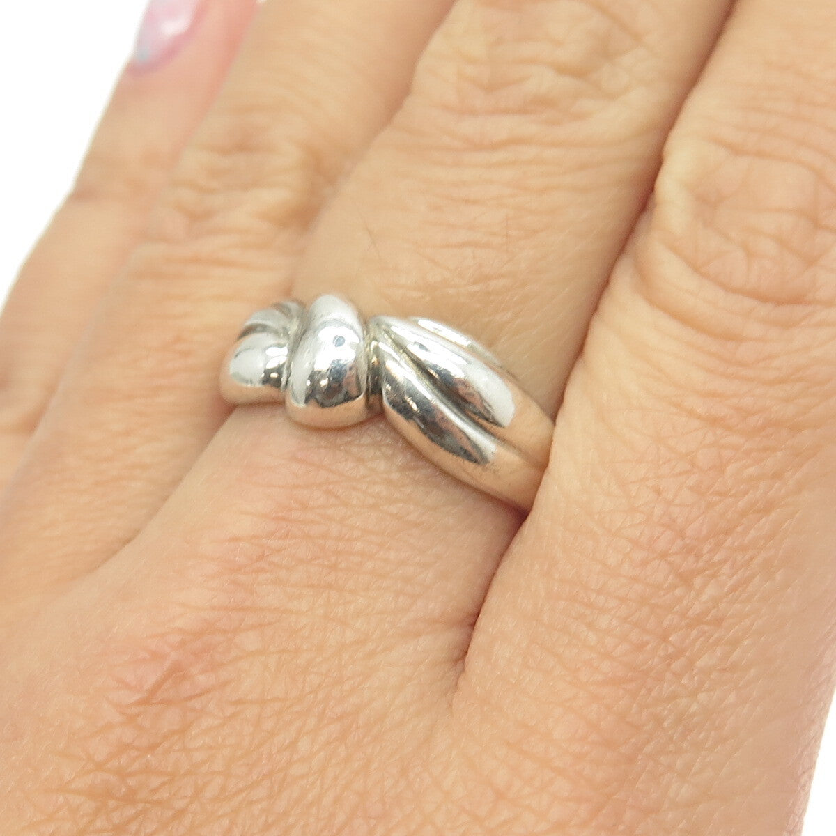 925 Sterling Silver Vintage Bow Ring Size 7.75