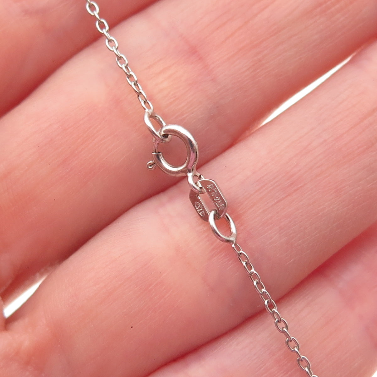 925 Sterling Silver Real Diamond Accent Trinity Heart Cable Chain Necklace 18"