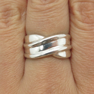925 Sterling Silver Vintage Modernist Wavy Crisscross Ring Size 7.75
