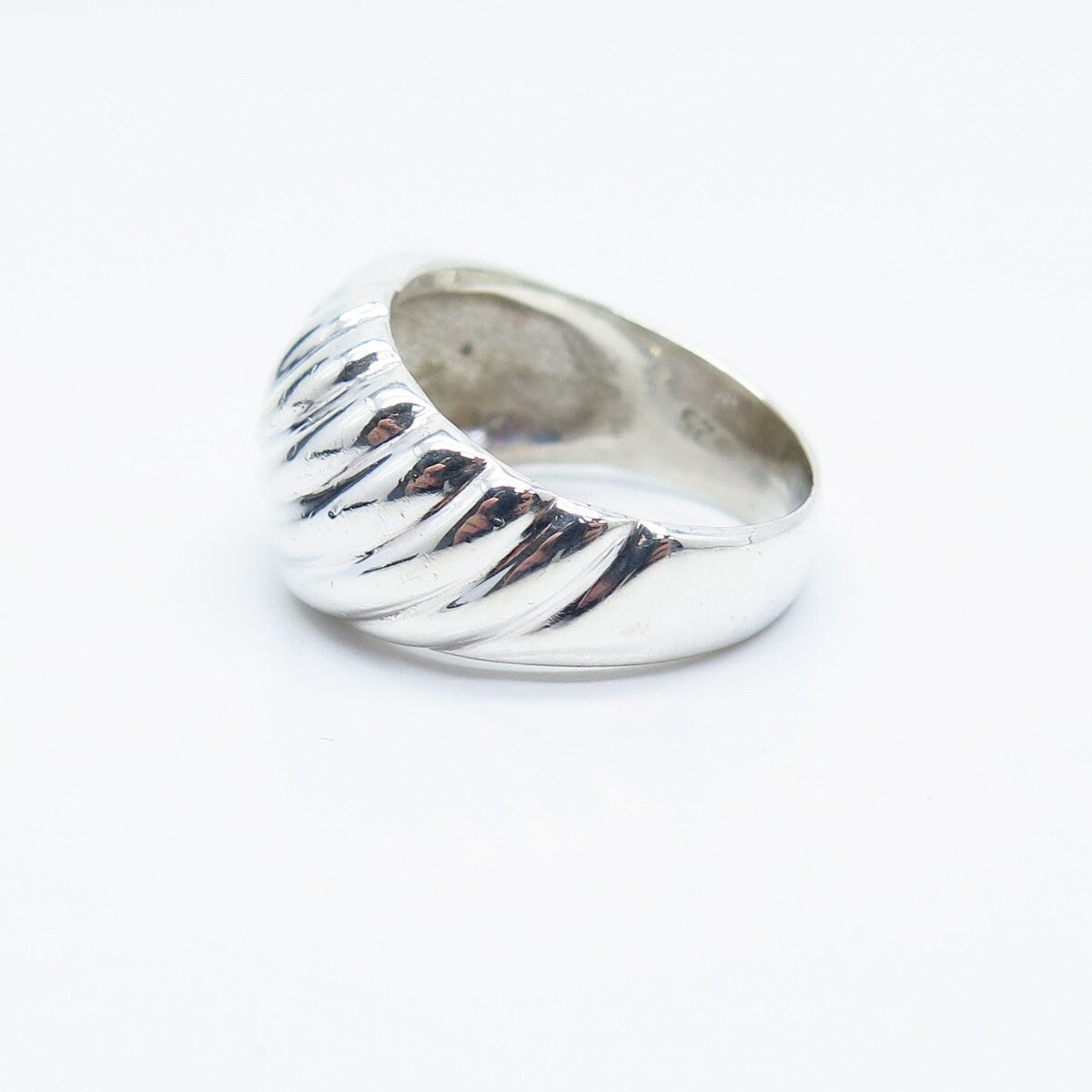 925 Sterling Silver Vintage Ribbed Ring Size 7.5