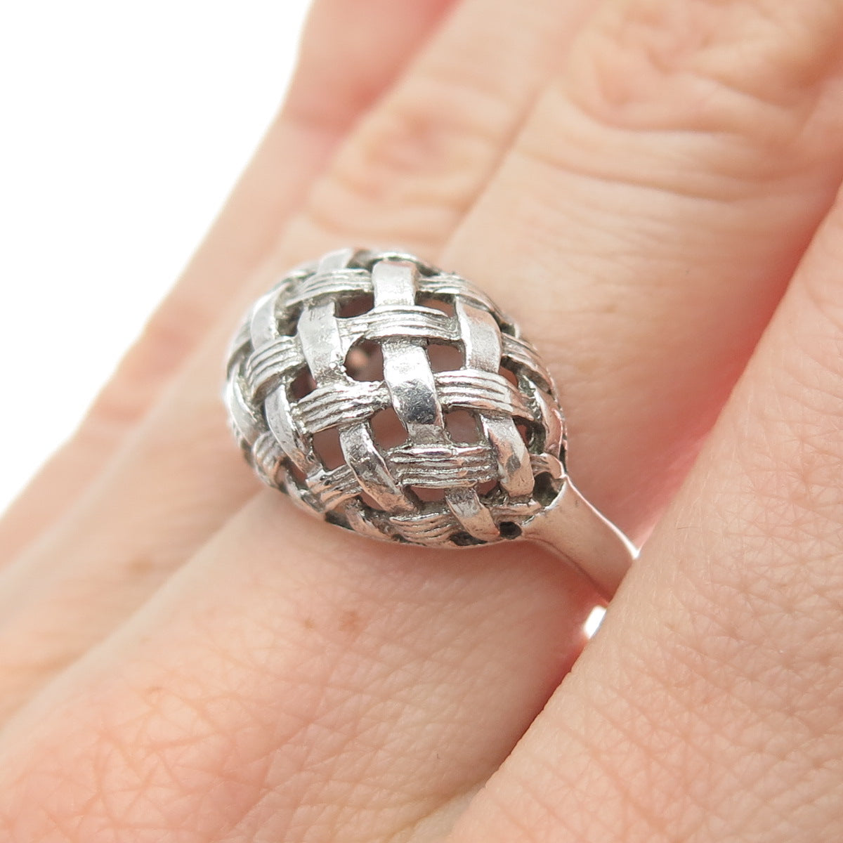 925 Sterling Silver Vintage Modernist Woven Dome Oxidized Ring Size 7