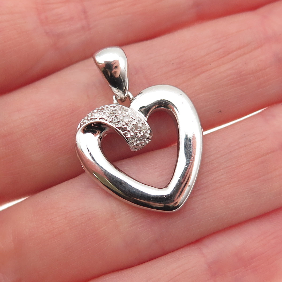 925 Sterling Silver Real Round-Cut Diamond Heart Charm Pendant