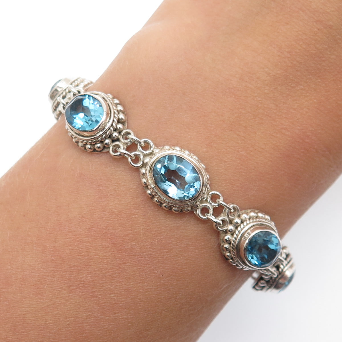 SUARTI BALI 925 Sterling Silver Vintage Real Blue Topaz Beaded Bracelet 7.5"