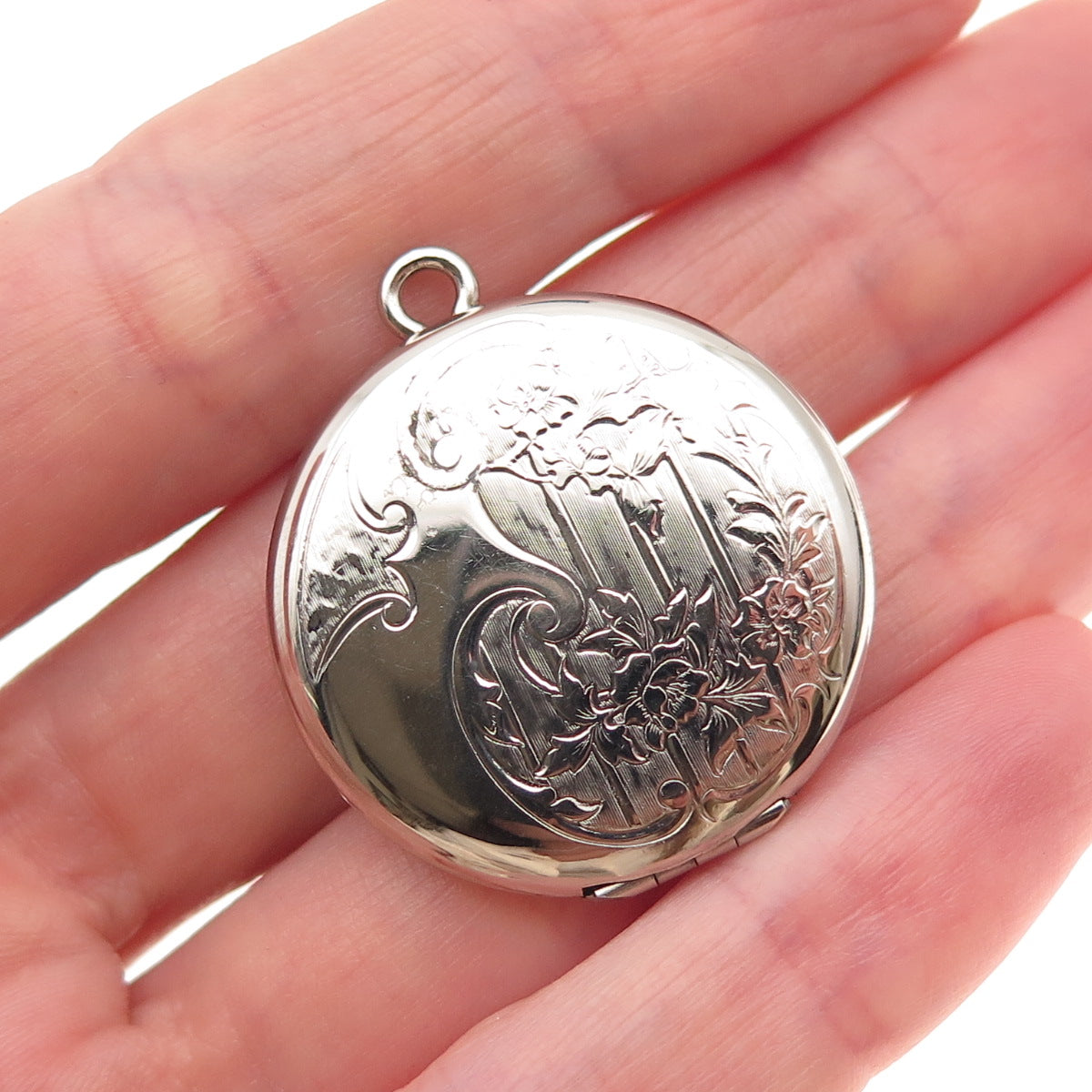 Danecraft 925 Sterling Silver Antique Art Deco Engraved Floral Locket Pendant