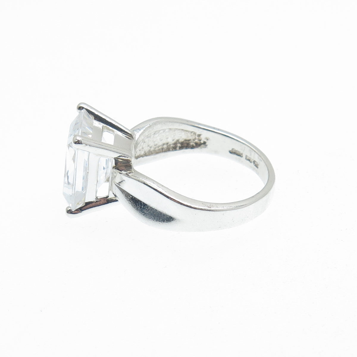 925 Sterling Silver Radiant-Cut C Z Engagement Ring Size 7