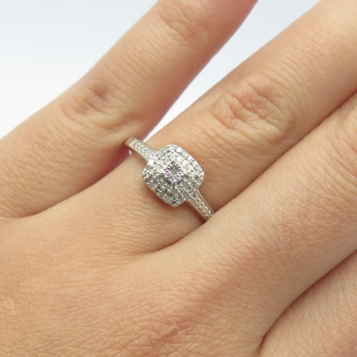 SK9 Allure Gems 925 Sterling Silver Real Round Diamond Engagement Ring Size 6.75