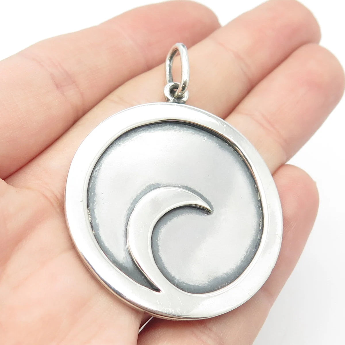 925 Sterling Silver Vintage Crescent Moon Pendant