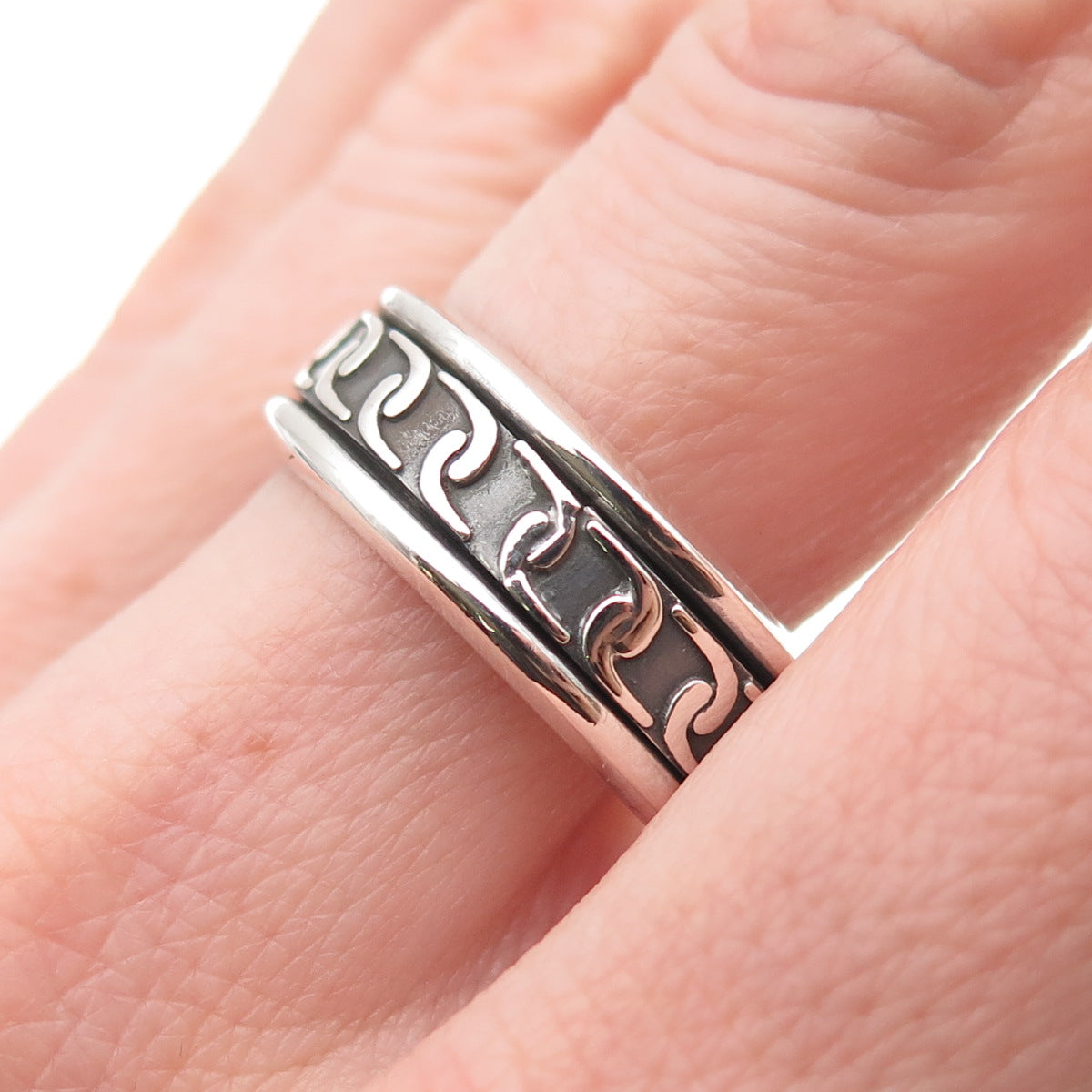 925 Sterling Silver Vintage Chain Link Oxidized Rotating Band Ring Size 11