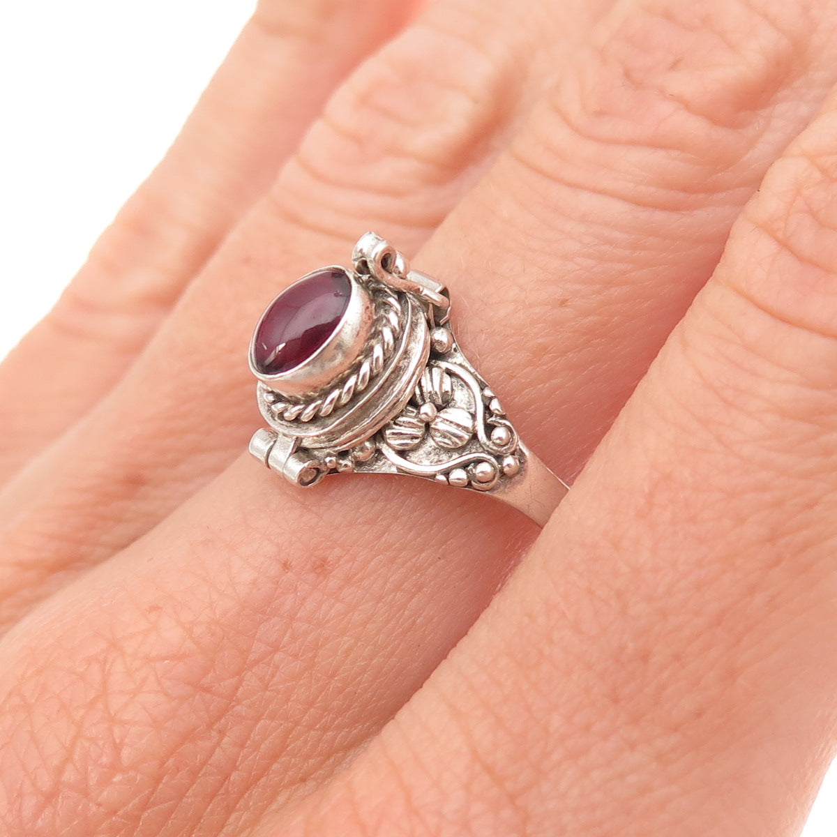 925 Sterling Silver Vintage Real Rhodolite Oxidized Poison Ring Size 9