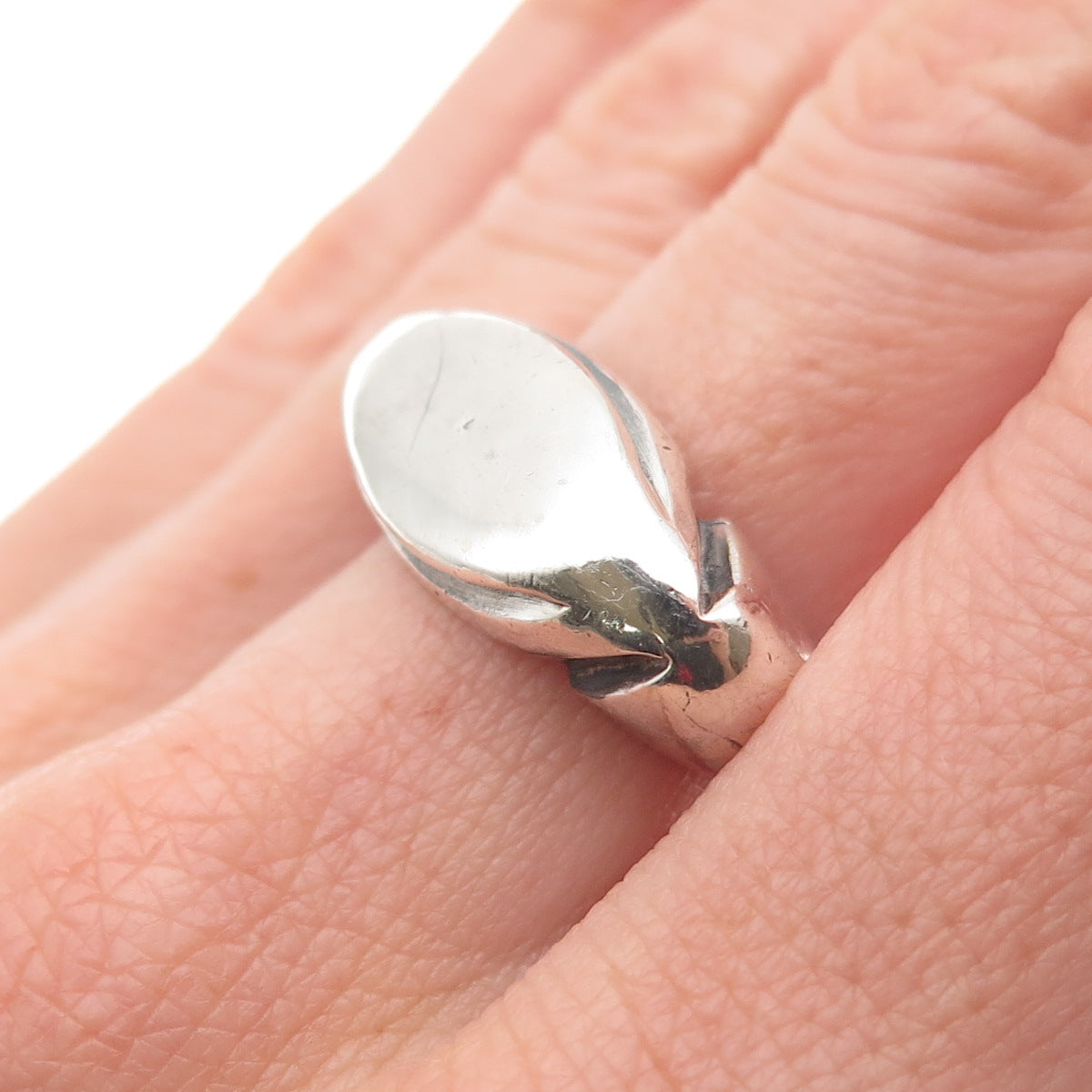 925 Sterling Silver Vintage Modernist Oxidized Ring Size 7