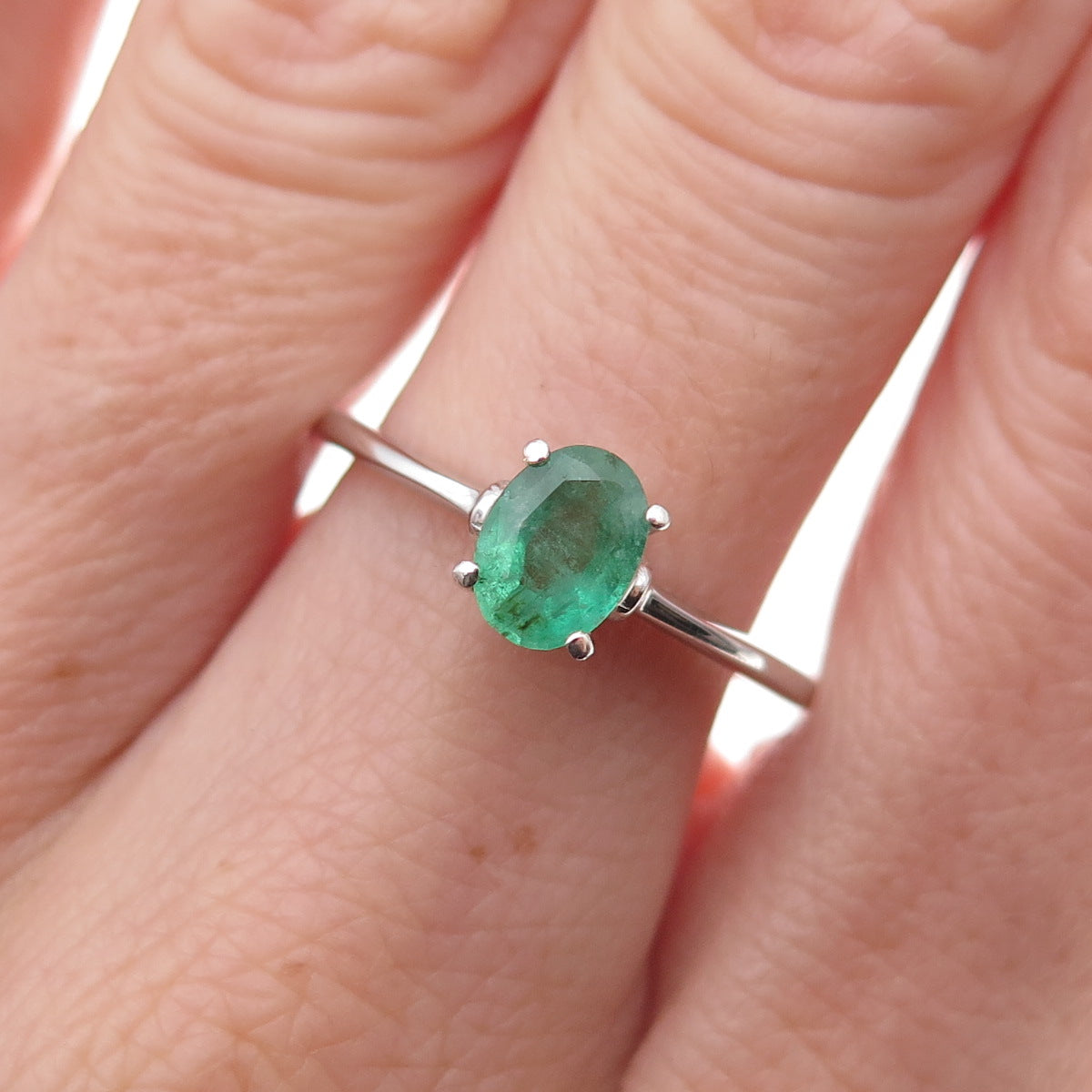 925 Sterling Silver Real Oval-Cut Emerald Ring Size 8