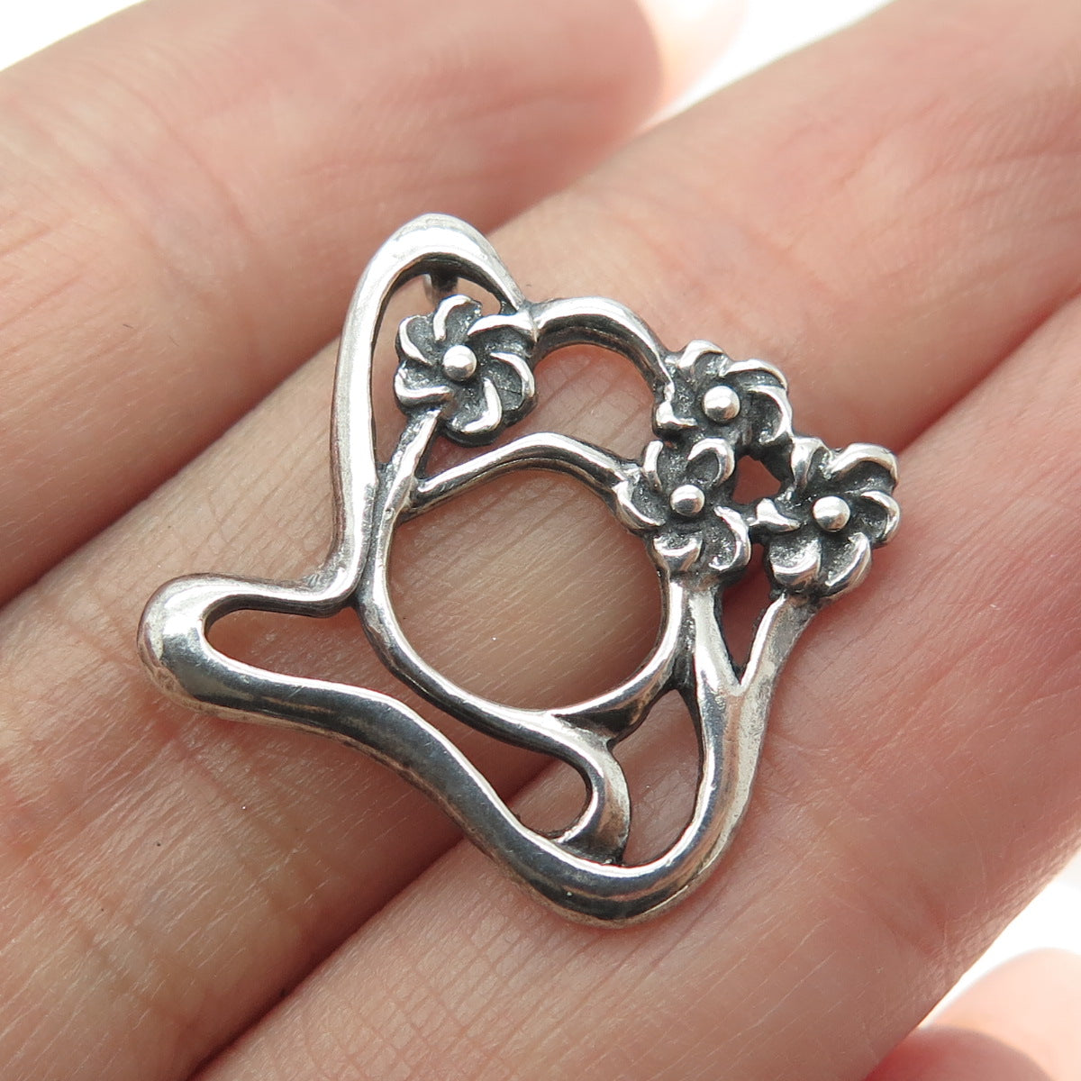 925 Sterling Silver Vintage Flower Modernist Oxidized Pendant