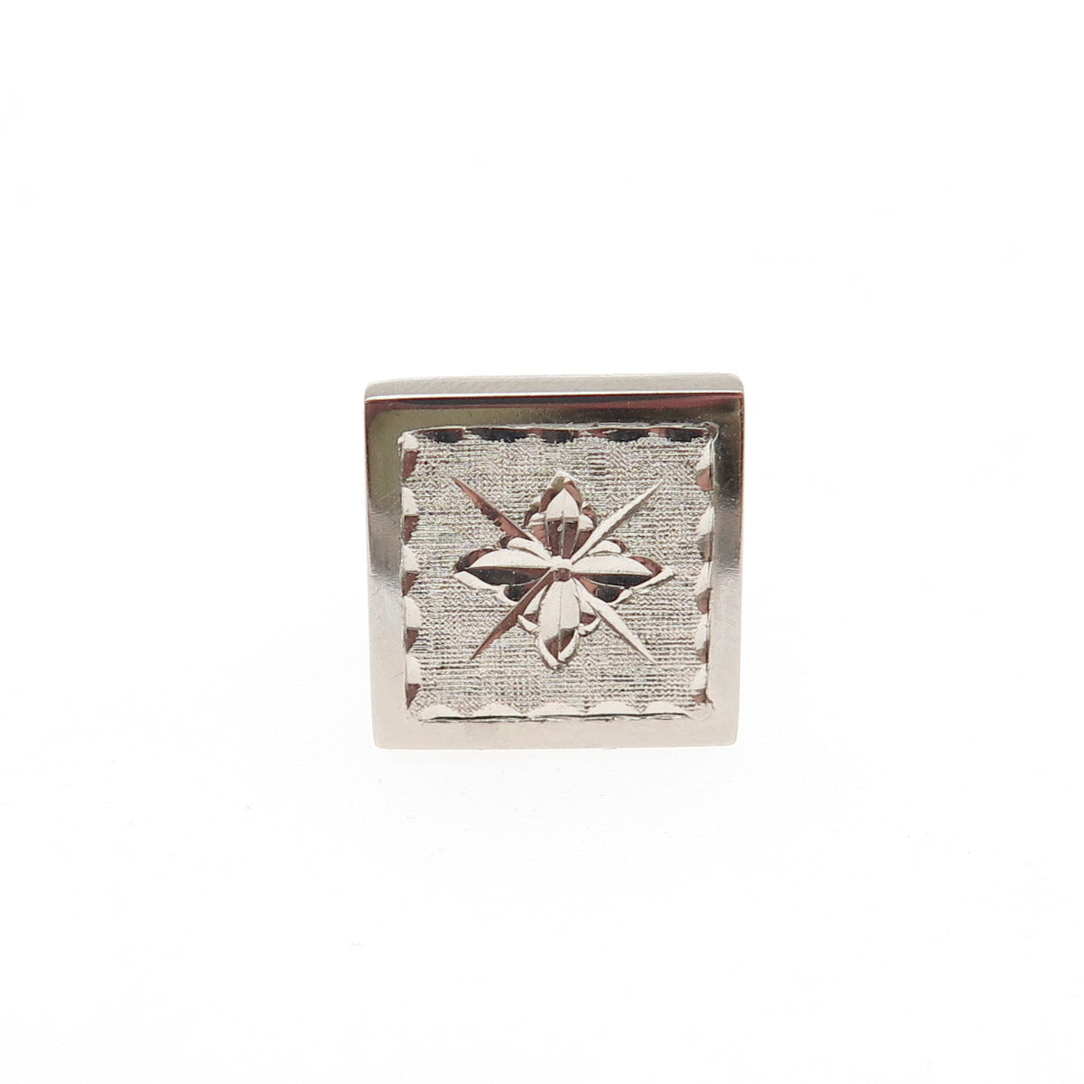 LAMODE 925 Sterling Silver Vintage Diamond-Cut North Star Lapel Pin