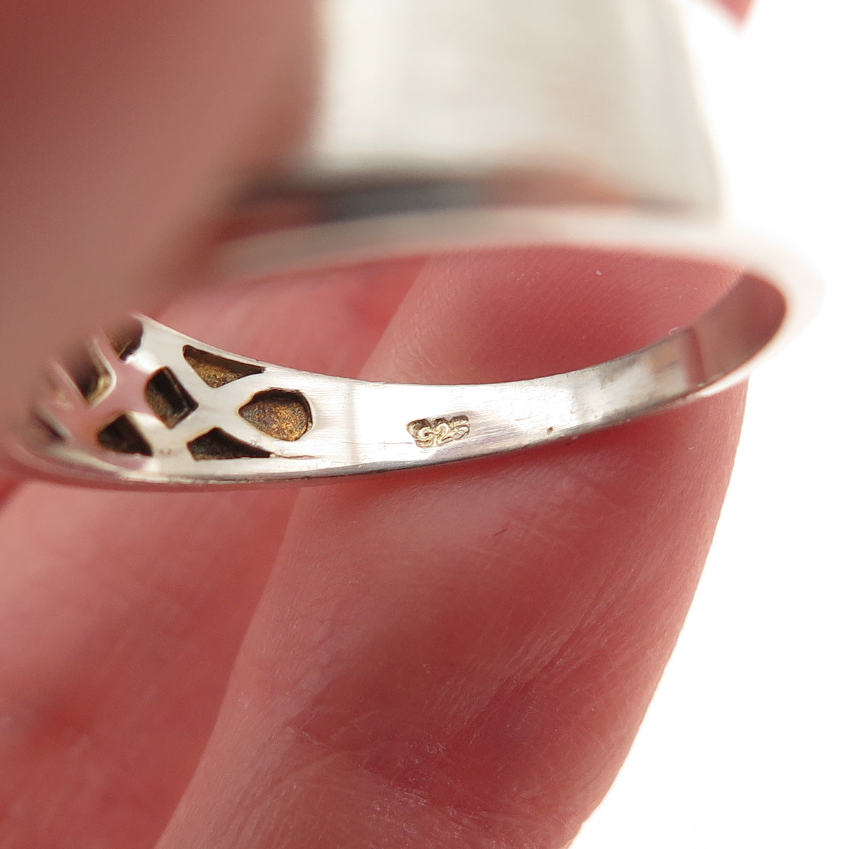 Danbury Mint 925 Sterling Silver Real Round-Cut Diamond Ring Size 10.25