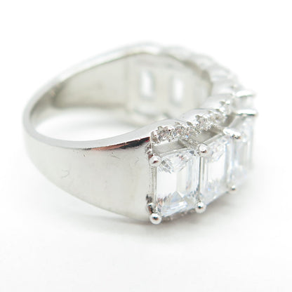 925 Sterling Silver Radiant & Round-Cut Shaped C Z Ring Size 7.25