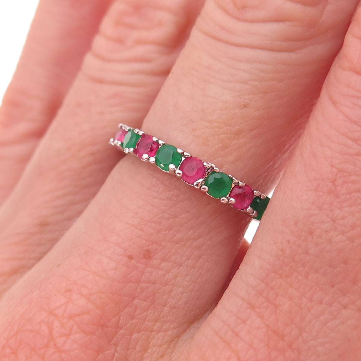 925 Sterling Silver Real Green & Pink Chalcedony Eternity Band Ring Size 7