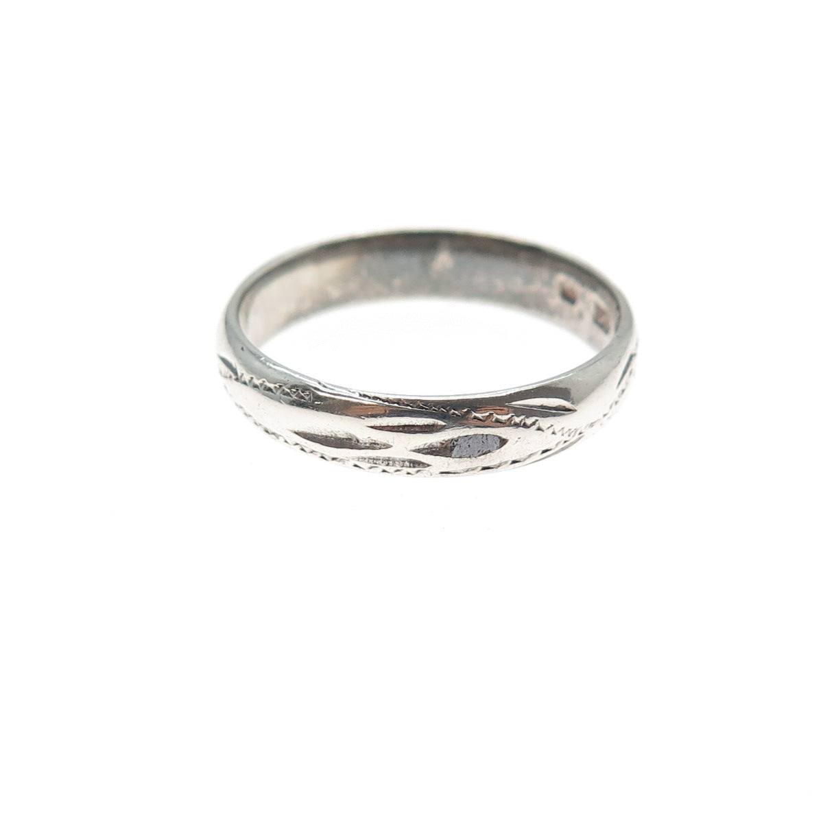 916 Silver Vintage European Diamond-Cut Oxidized Band Ring Size 7.5