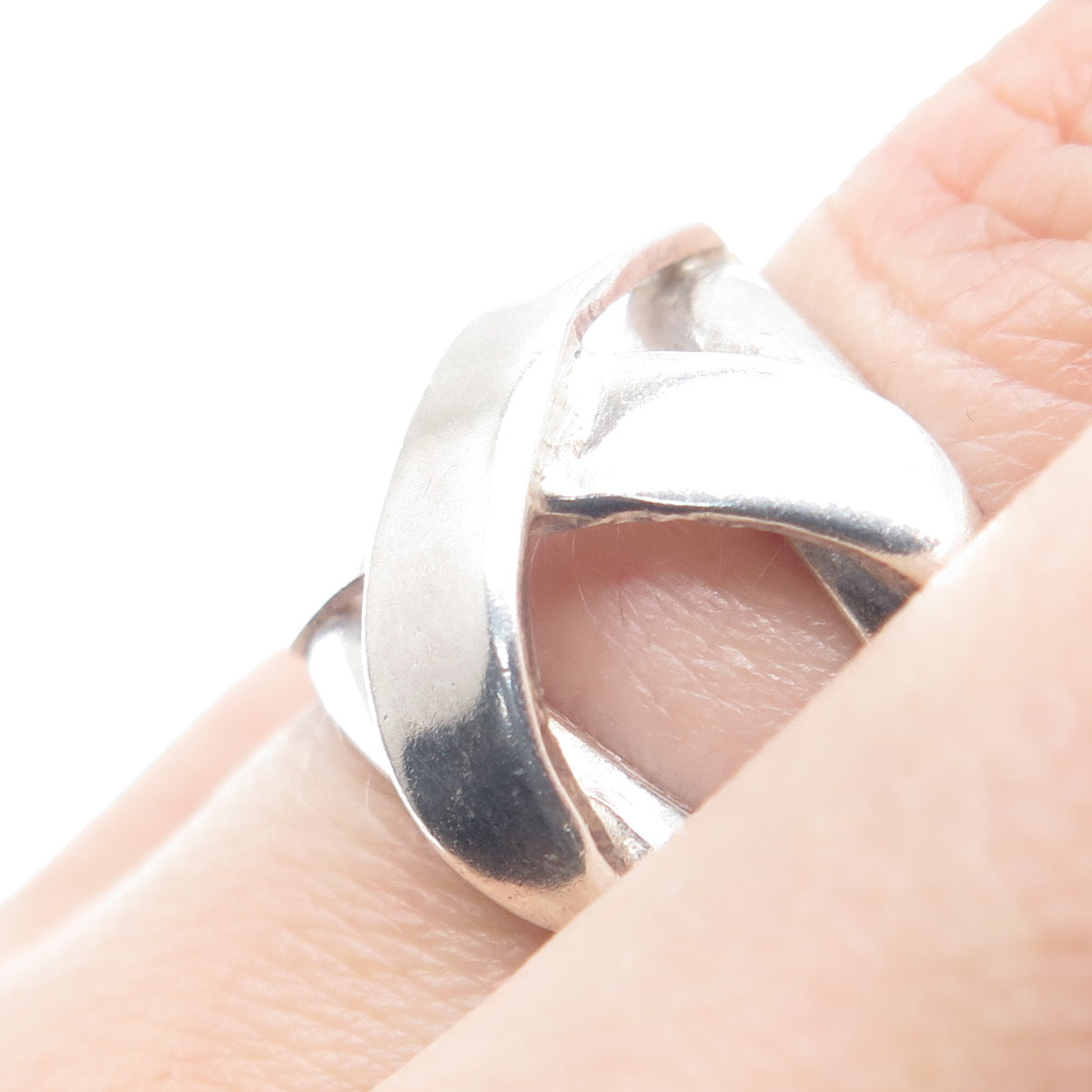 950 Silver Vintage Crossover Wide Ring Size 6.25