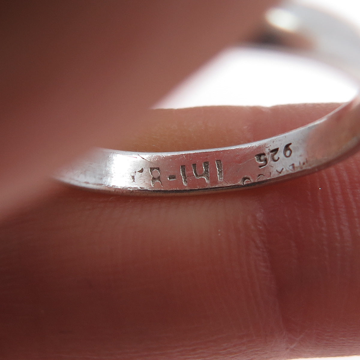 925 Sterling Silver Vintage Mexico Classic Wedding Stackable Band Ring Size 8