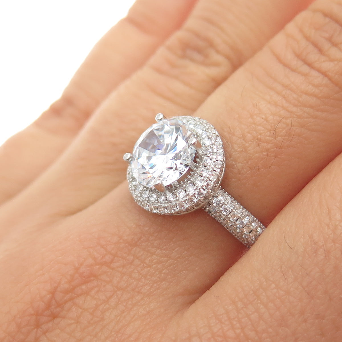 925 Sterling Silver Round-Cut C Z Engagement Ring Size 6.75