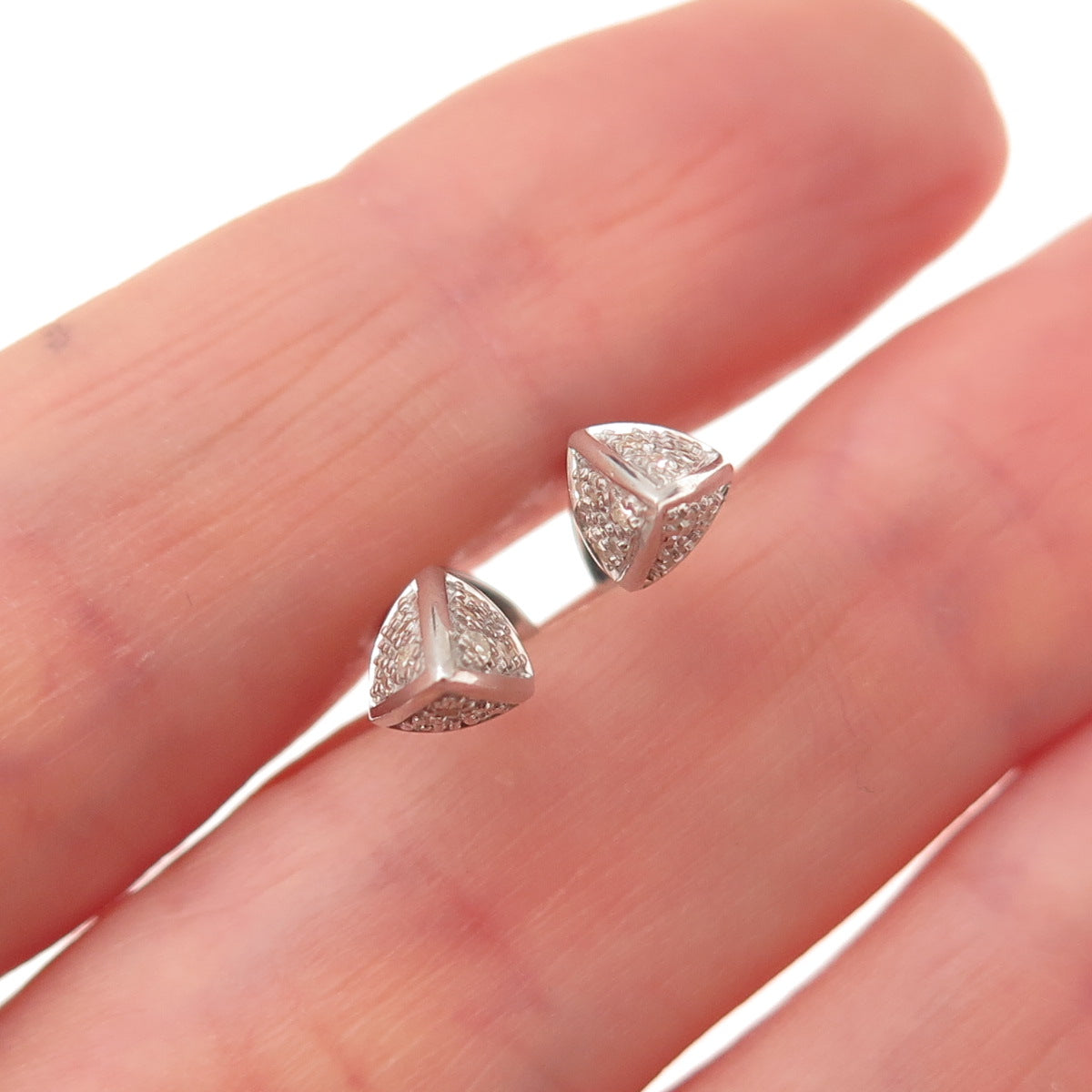925 Sterling Silver Real Round-Cut Diamond Stud Earrings