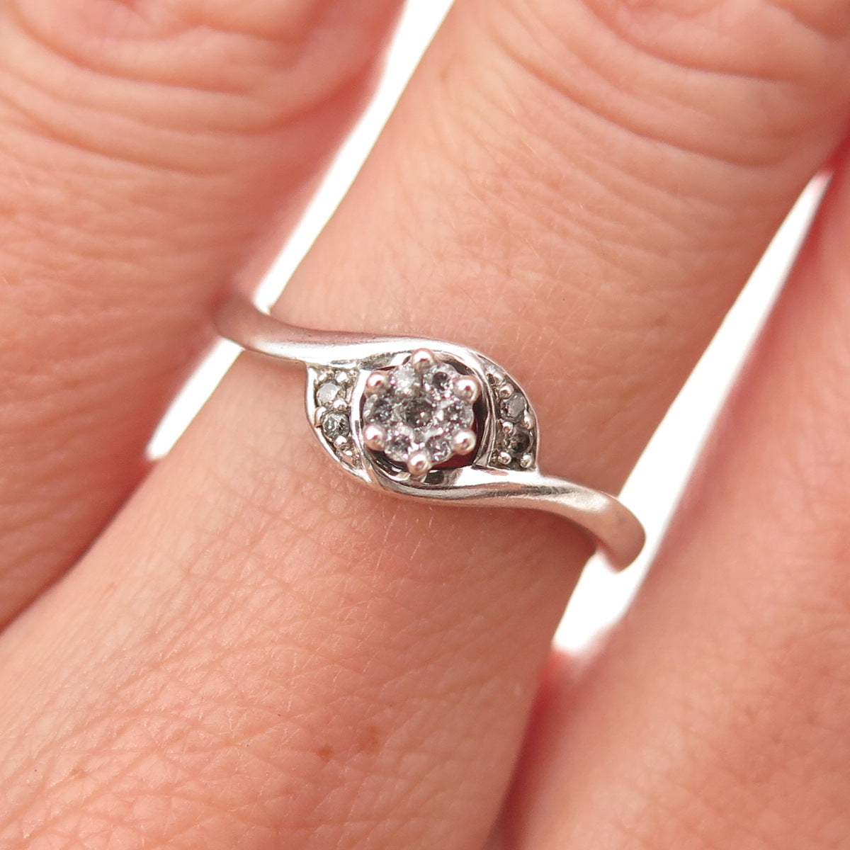 925 Sterling Silver Real Round-Cut Diamond & Sapphire Ring Size 6.25
