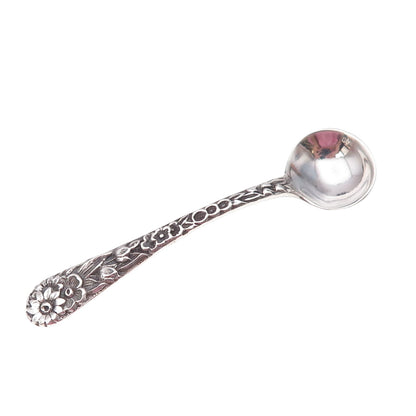 Kirk Stieff 925 Sterling Silver Antique 1924 Repousse Salt & Spices Spoon