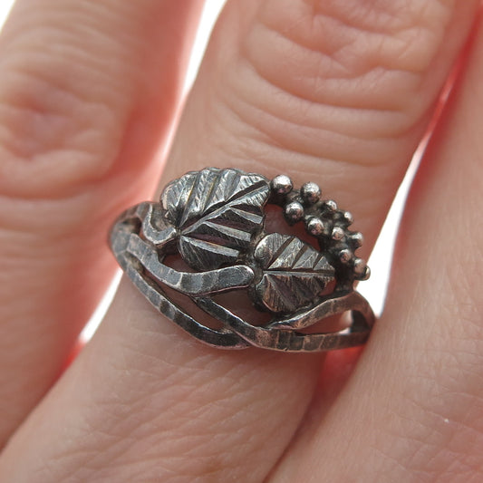 COLEMAN CO. 925 Sterling Silver Vintage Floral Leaf Oxidized Ring Size 6.25