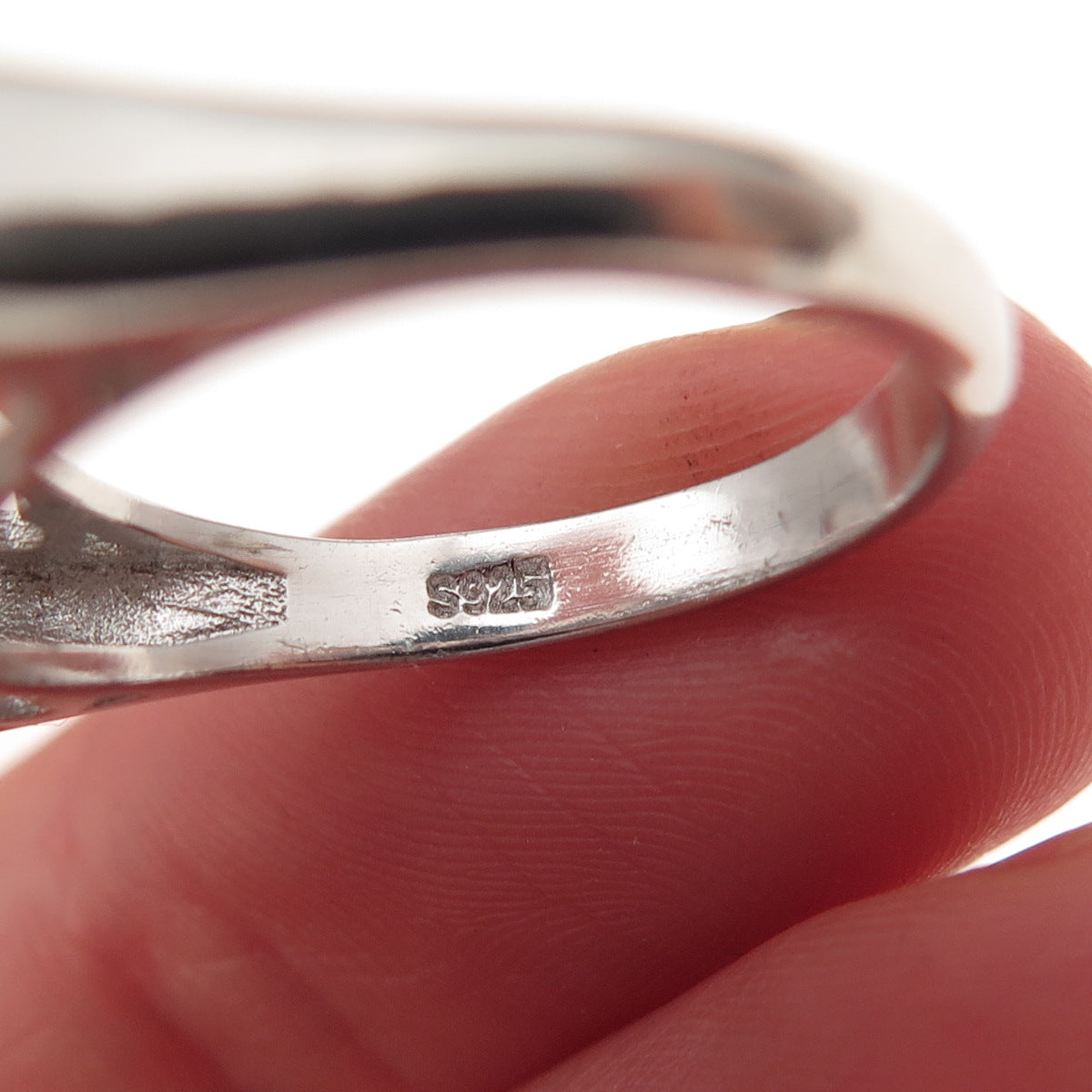 925 Sterling Silver Round-Cut C Z Bar Ring Size 8