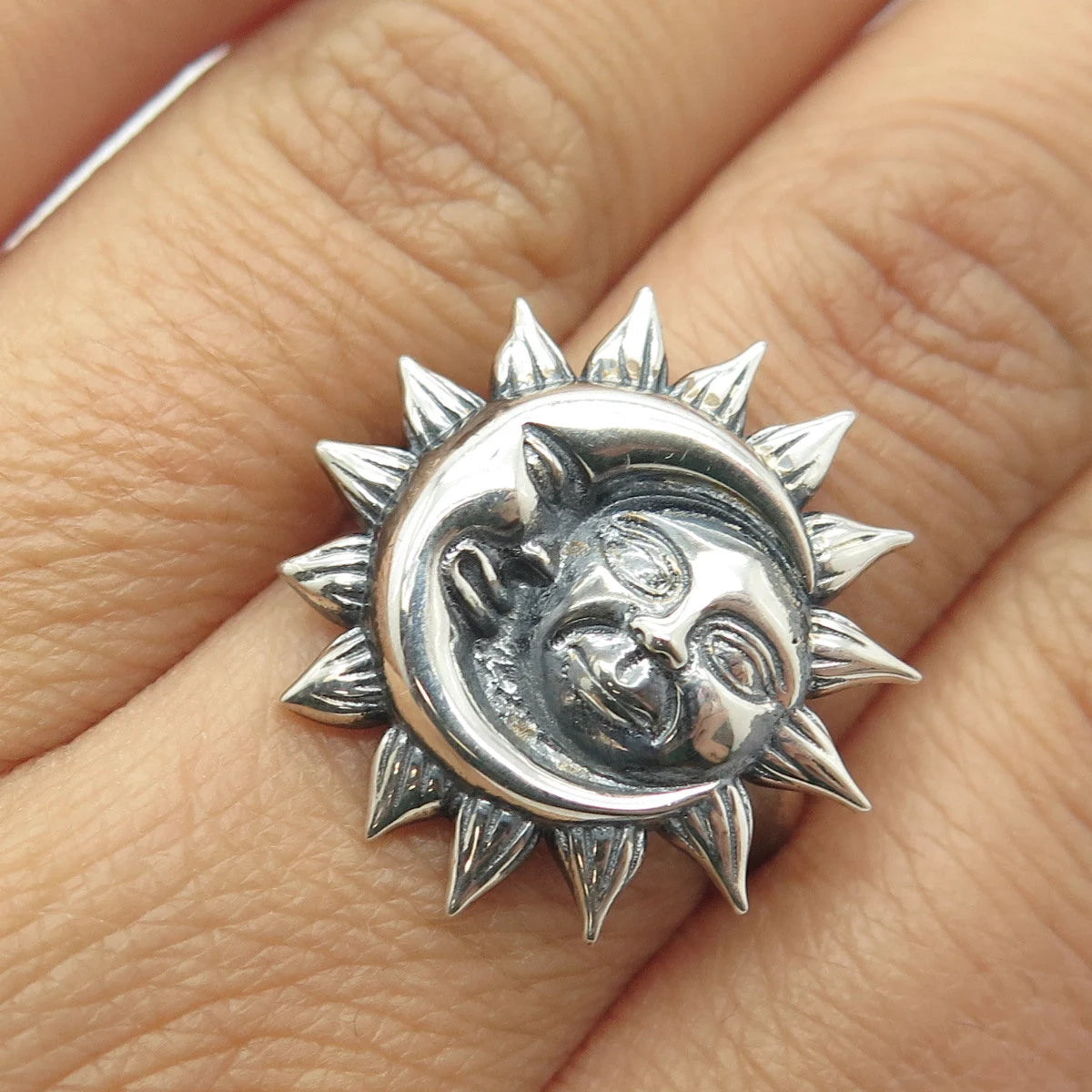 925 Sterling Silver Vintage Moon & Sun Eclipse Ring Size 7