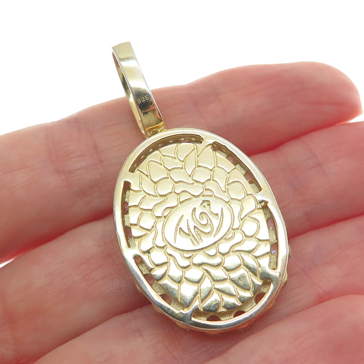 DESIGNS BY YAGI 925 Sterling Silver Gold Plated Round-Cut Shaped C Z Pendant