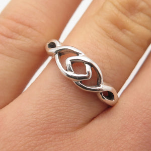925 Sterling Silver Vintage Celtic Ring Size 7.75