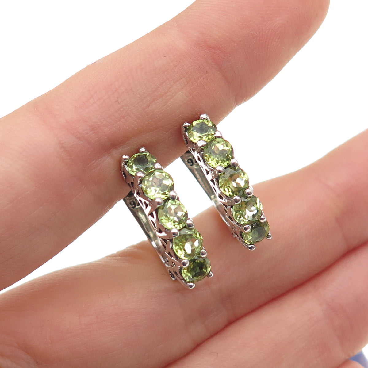 925 Sterling Silver Real Round-Cut Peridot Earrings