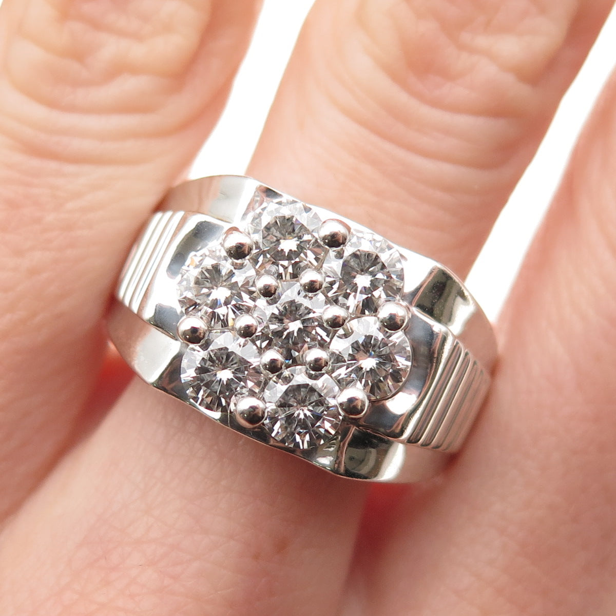 925 Sterling Silver Real Round-Cut Moissanite Modernist Ring Size 11