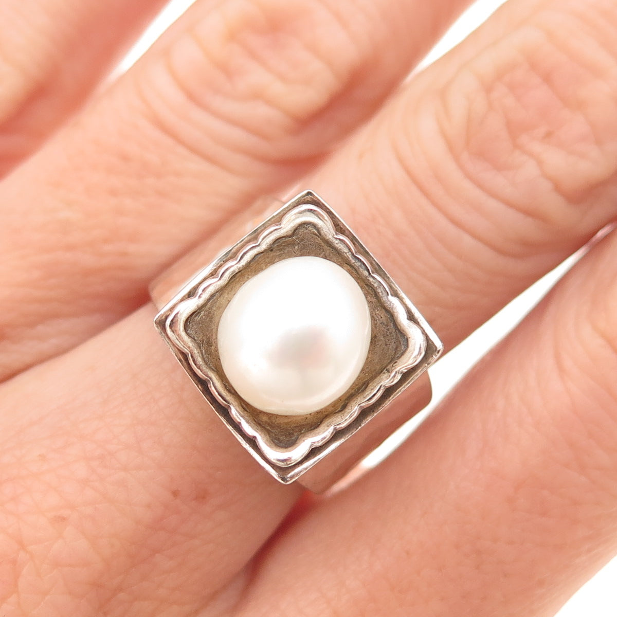 Silpada 925 Sterling Silver Vintage Real Pearl Modernist Oxidized Ring Size 6.75