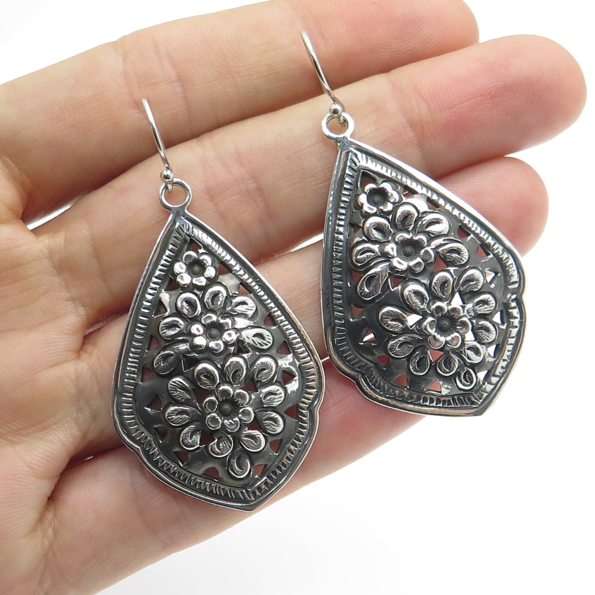 925 Sterling Silver Vintage Floral Dangle Oxidized Earrings