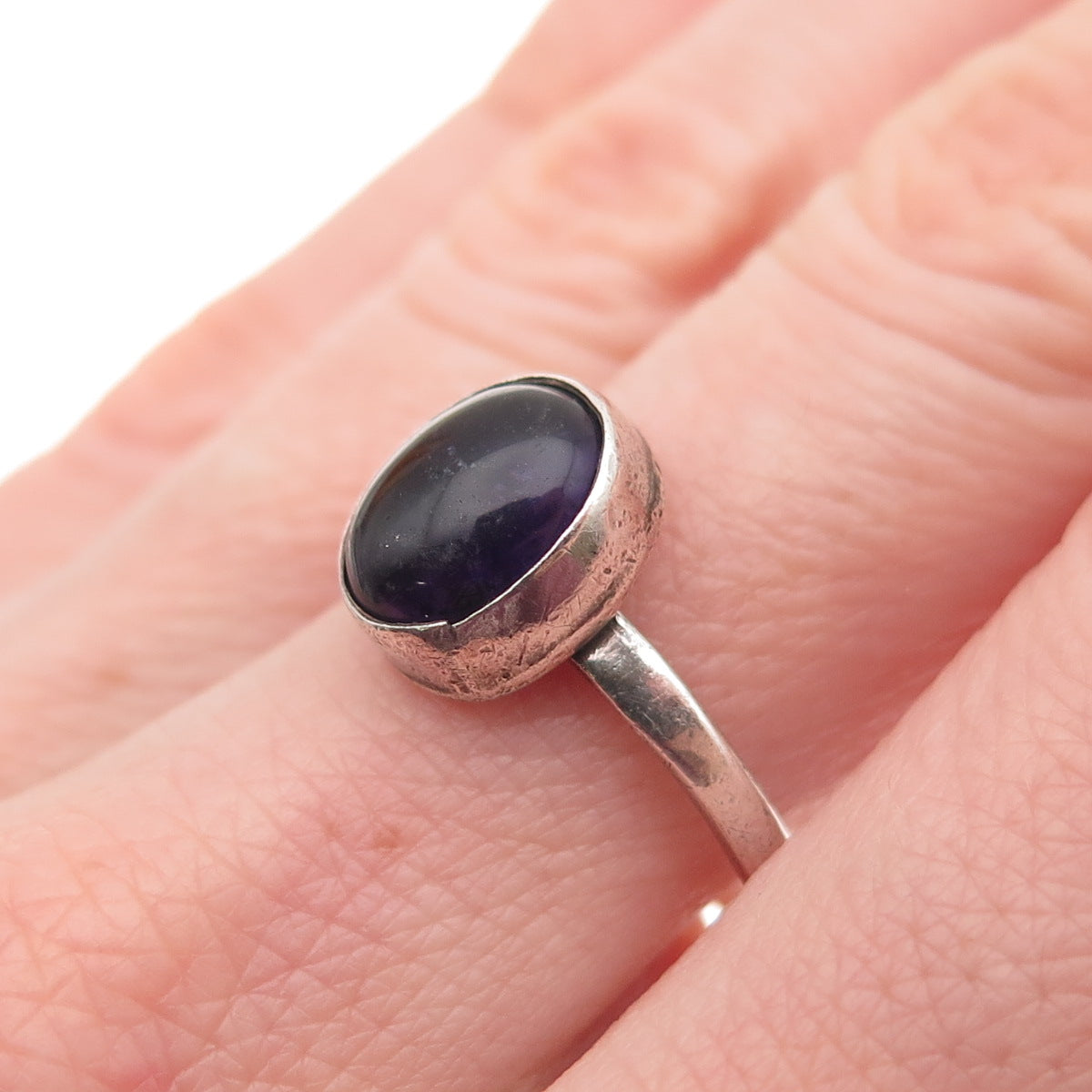 925 Sterling Silver Vintage Mexico Real Cabochon Amethyst Ring Size 7.25