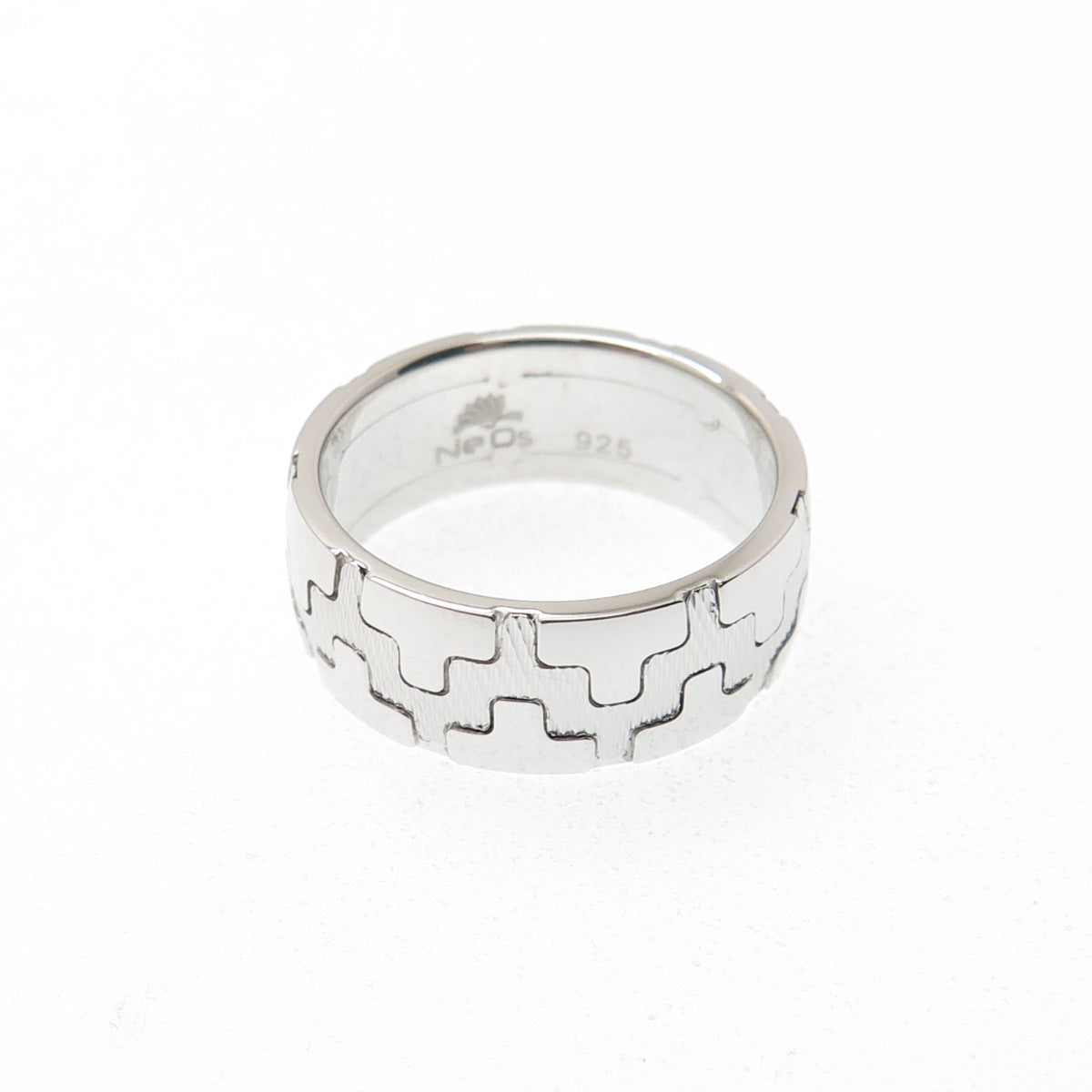 NEOS 925 Sterling Silver Textured Puzzle Band Ring Size 8.25