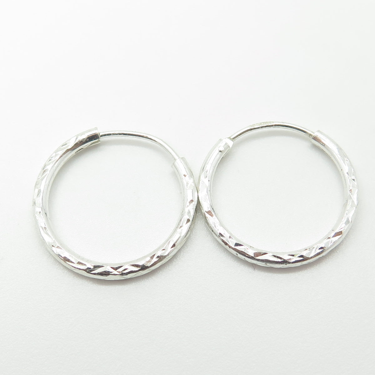 HAN 925 Sterling Silver Textured Hinged Hoop Earrings